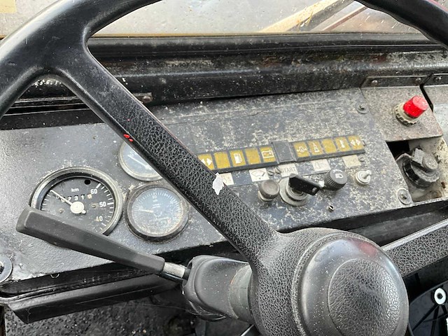 1983 jambacher t3-44g industriële trekker (74002-12) - afbeelding 10 van  10