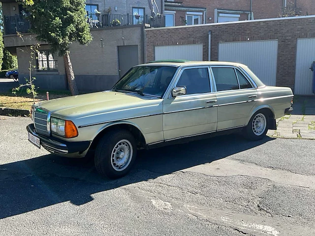 1983 mercedes-benz 200 - afbeelding 12 van  79