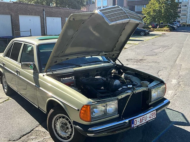 1983 mercedes-benz 200 - afbeelding 42 van  79