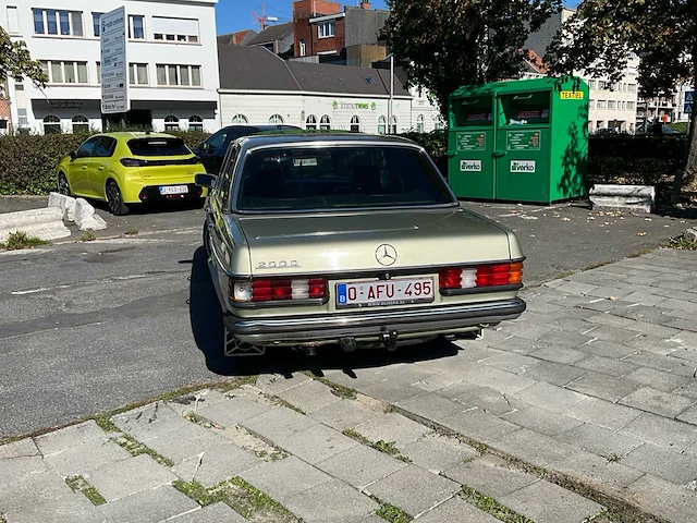 1983 mercedes-benz 200 - afbeelding 45 van  79