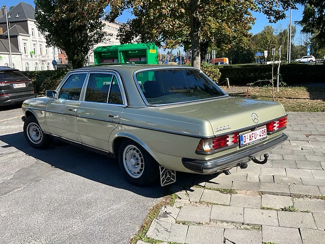 1983 mercedes-benz 200 - afbeelding 34 van  76