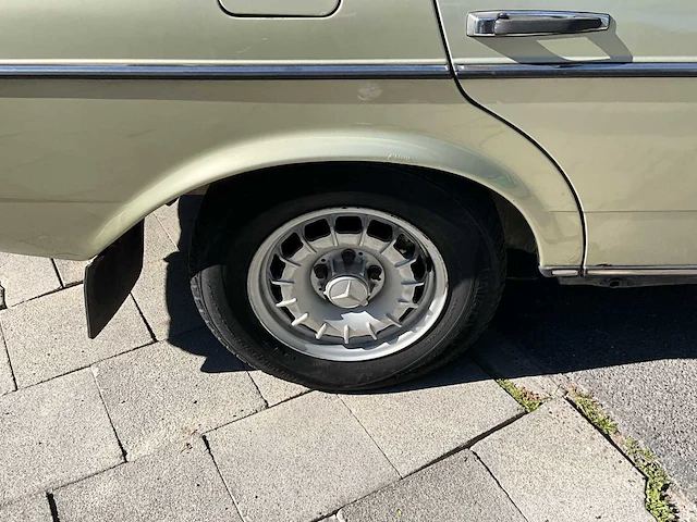 1983 mercedes-benz 200 - afbeelding 5 van  79