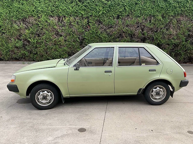 1983 mitsubishi colt - afbeelding 12 van  61