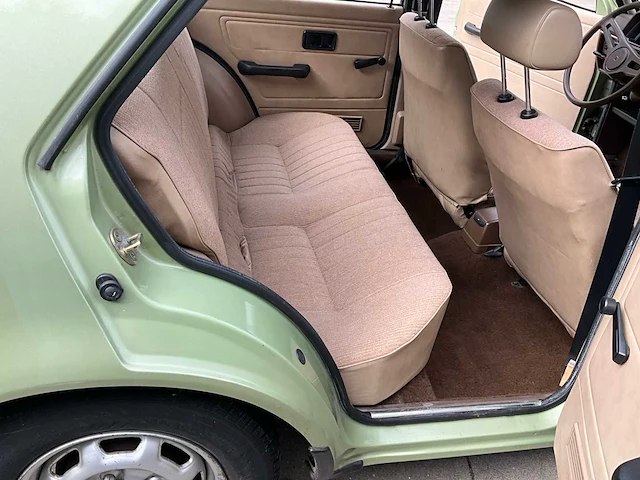 1983 mitsubishi colt - afbeelding 44 van  61