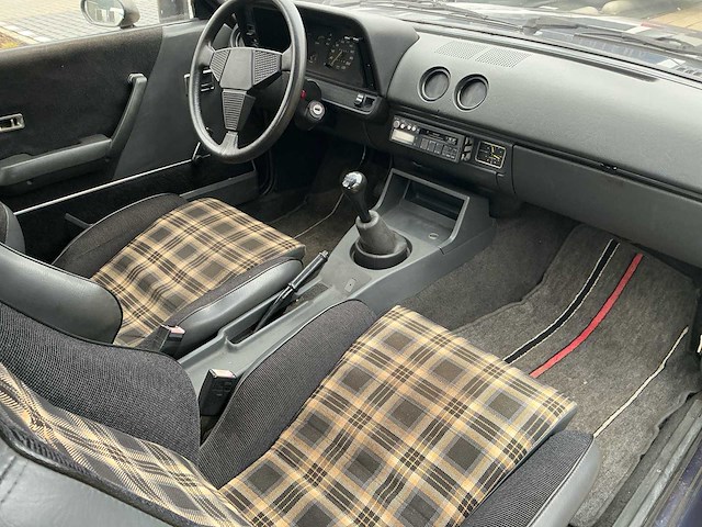 1983 opel manta gsi - in rijdende staat! - afbeelding 24 van  47