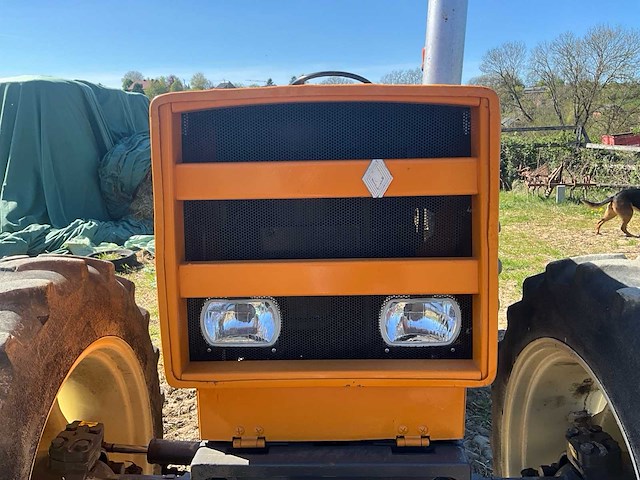 1983 renault r 551-4s 4wd landbouwtractor - afbeelding 21 van  53