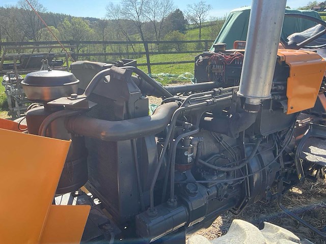 1983 renault r 551-4s 4wd landbouwtractor - afbeelding 25 van  53