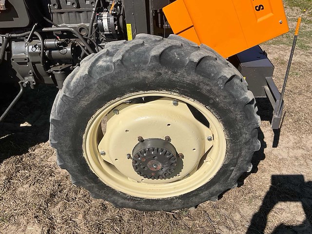1983 renault r 551-4s 4wd landbouwtractor - afbeelding 35 van  53