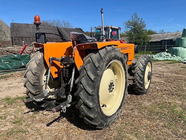 1983 renault r 551-4s 4wd landbouwtractor - afbeelding 45 van  53