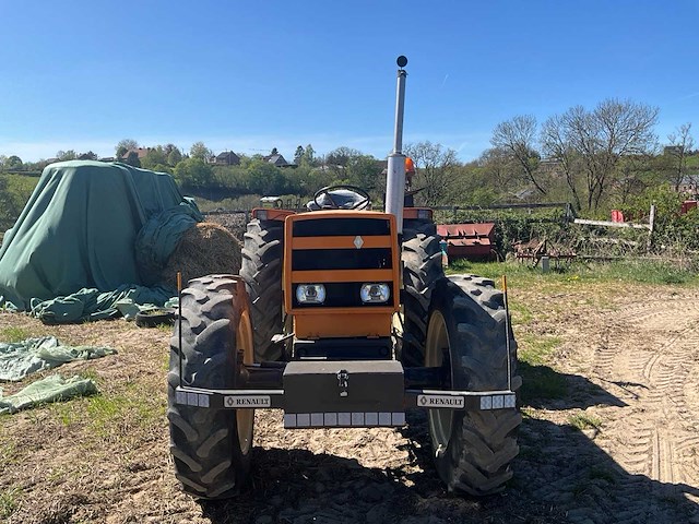 1983 renault r 551-4s 4wd landbouwtractor - afbeelding 52 van  53
