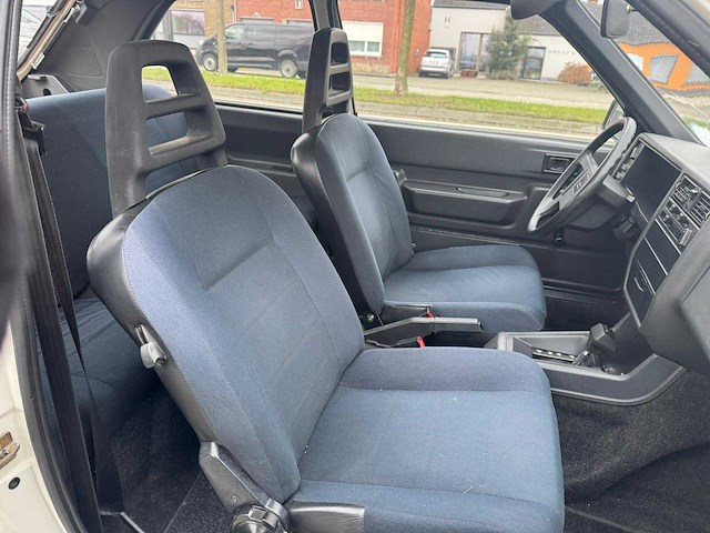 1983 volvo 340 personenauto - afbeelding 8 van  35