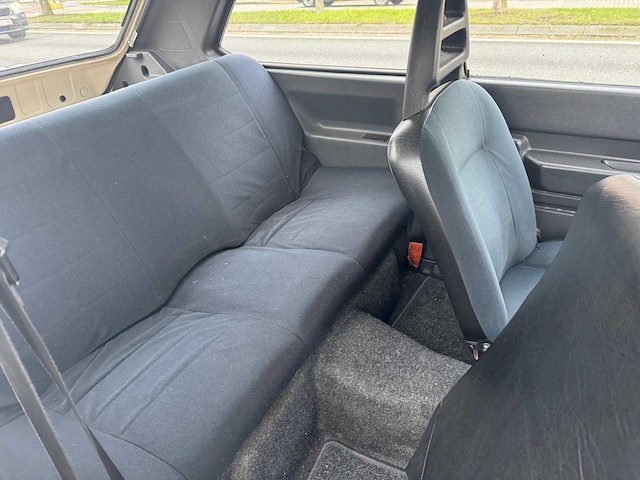 1983 volvo 340 personenauto - afbeelding 11 van  35