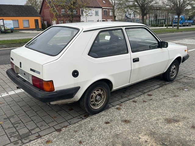 1983 volvo 340 personenauto - afbeelding 31 van  35