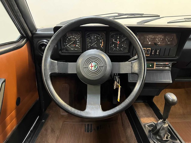 1984 alfa romeo gtv6 2.5 116c auto - afbeelding 10 van  26
