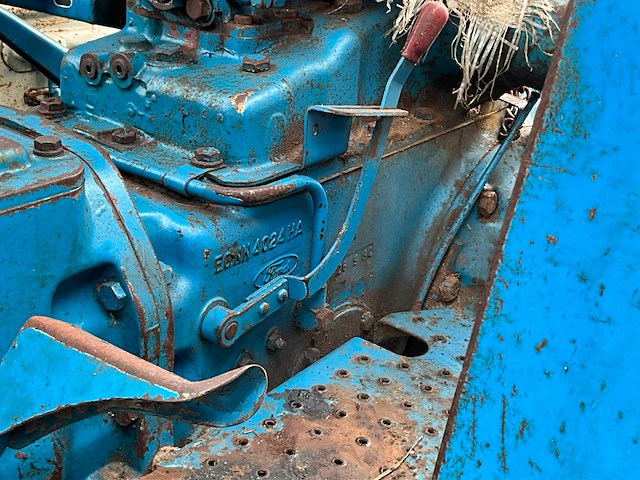 1984 ford 6610 oldtimer tractor - afbeelding 12 van  25