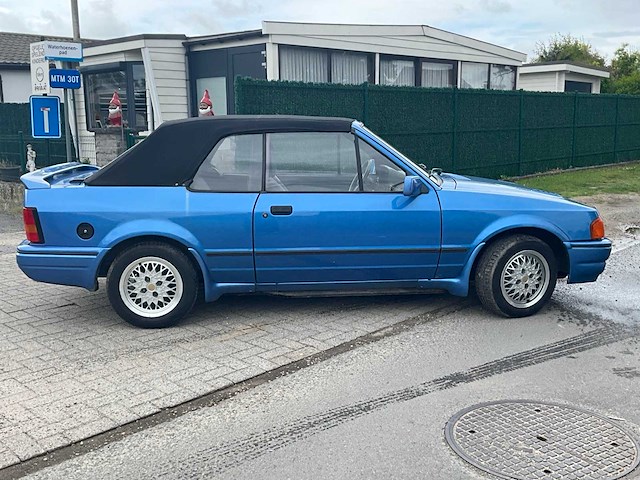 1984 ford escort xr3i - afbeelding 56 van  59