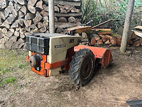 1984 holder e 9 tweewielige trekker - afbeelding 1 van  19