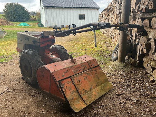 1984 holder e 9 tweewielige trekker - afbeelding 10 van  19