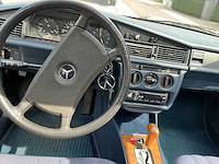 1984 mercedes-benz 190e personenauto - afbeelding 3 van  17