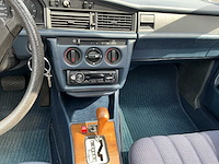 1984 mercedes-benz 190e personenauto - afbeelding 7 van  27