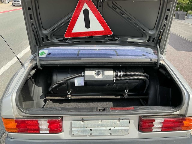 1984 mercedes-benz 190e personenauto - afbeelding 6 van  17