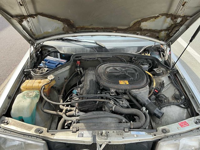 1984 mercedes-benz 190e personenauto - afbeelding 15 van  27