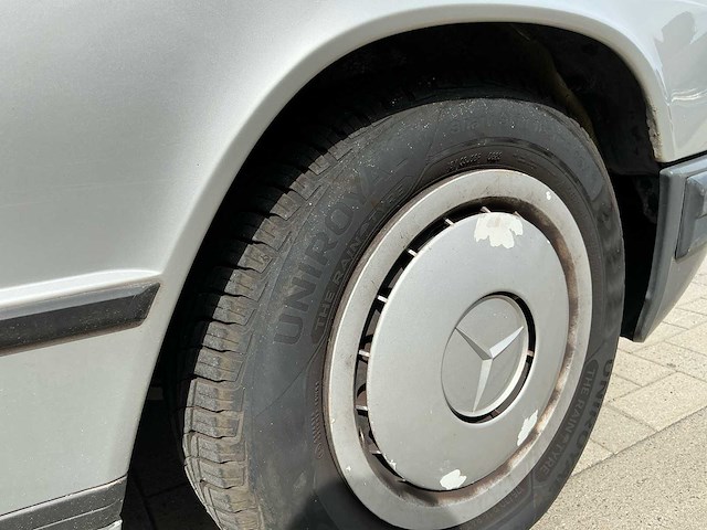 1984 mercedes-benz 190e personenauto - afbeelding 15 van  32