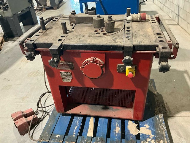 1984 steinweg biegemaschine b32 buigmachine - afbeelding 1 van  6