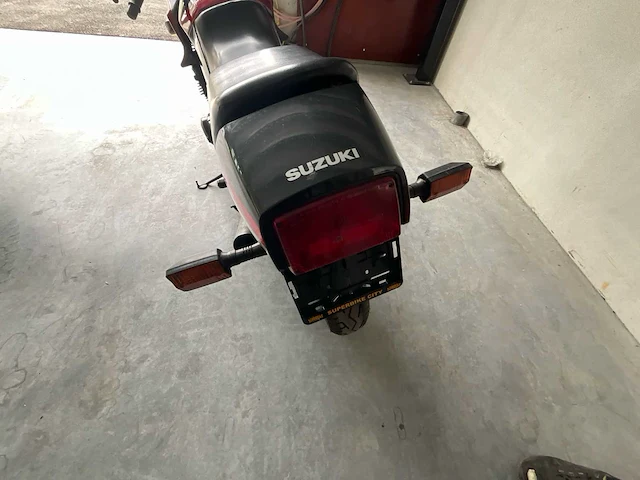 1984 suzuki gsx 750 es motorfiets - afbeelding 14 van  25