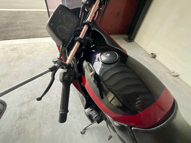 1984 suzuki gsx 750 es motorfiets - afbeelding 17 van  25