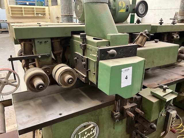 1984 weinig uniplan bewerkingscentra - quatre face - afbeelding 19 van  19