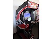 1985 - hang on - speelautomaat - afbeelding 3 van  9