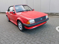 1985 ford escort 1.6 xr3i oldtimer - afbeelding 9 van  14