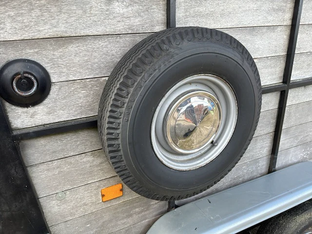 1985 gdw 2500/4000 paarden aanhanwagen - afbeelding 6 van  24