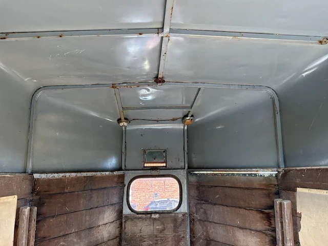 1985 gdw 2500/4000 paarden aanhanwagen - afbeelding 14 van  24