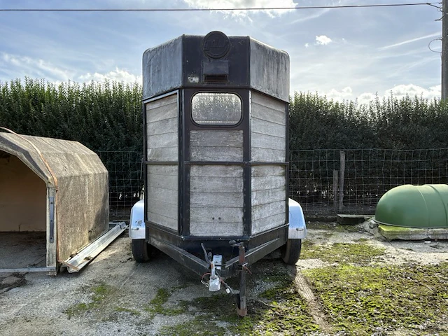 1985 gdw 2500/4000 paarden aanhanwagen - afbeelding 12 van  24