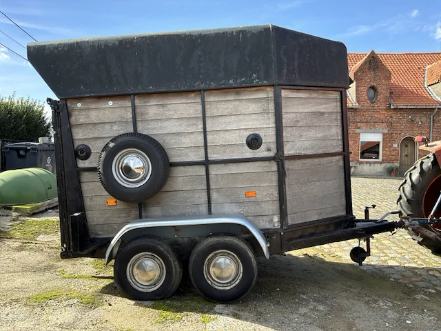 1985 gdw 2500/4000 paarden aanhanwagen - afbeelding 19 van  24