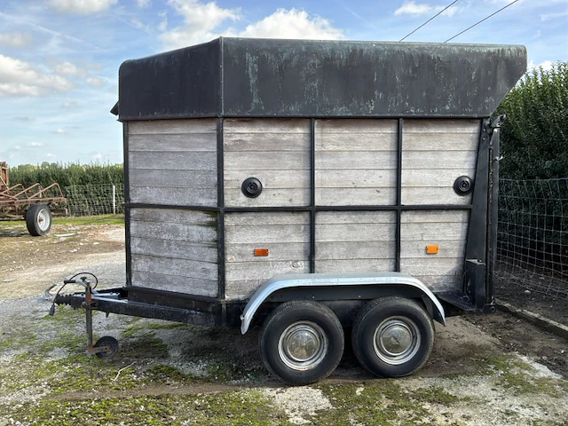 1985 gdw 2500/4000 paarden aanhanwagen - afbeelding 22 van  24