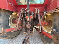 1985 international 1056 axlf vierwielaangedreven landbouwtractor - oldtimer - afbeelding 17 van  27