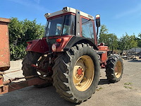 1985 international 1056 axlf vierwielaangedreven landbouwtractor - oldtimer - afbeelding 22 van  27