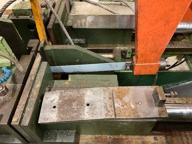 1985 kasto ebs 340 au beugelzaagmachine - afbeelding 3 van  8