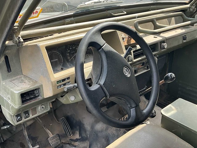 1985 nissan patrol 3.3 6 cilinder - afbeelding 12 van  38