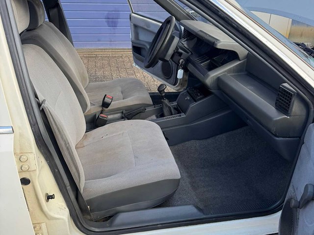 1985 renault 25 ts - franse jaren ‘80 youngtimer - afbeelding 14 van  24