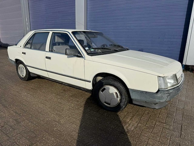 1985 renault 25 ts - franse jaren ‘80 youngtimer - afbeelding 19 van  24