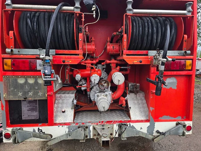 1985 renault s150 - jp7336 brandweerwagen - desautel – 2.000 liter – dubbele cabine (crewcab) - afbeelding 11 van  13