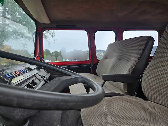 1985 renault s150 - jp7336 brandweerwagen - desautel – 2.000 liter – dubbele cabine (crewcab) - afbeelding 2 van  13