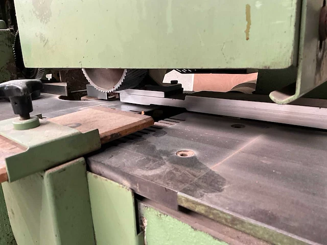 1985 weinig p 17 e vierzijdige profileer- en schaafmachine - afbeelding 3 van  18