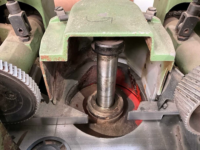 1985 weinig p 17 e vierzijdige profileer- en schaafmachine - afbeelding 18 van  18