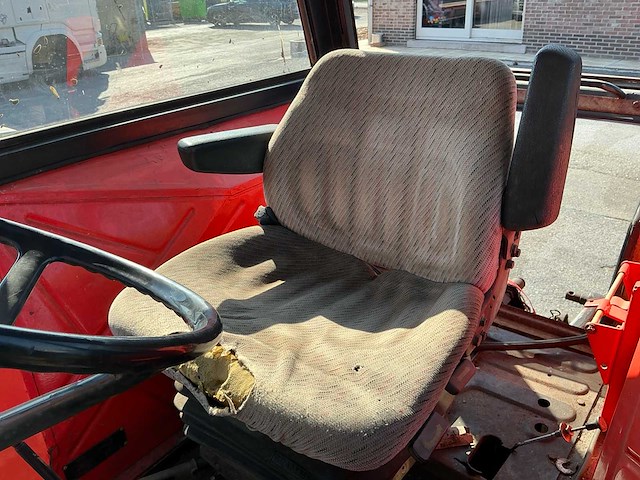 1985 zetor crystal 12045 oldtimer tractor - afbeelding 18 van  25