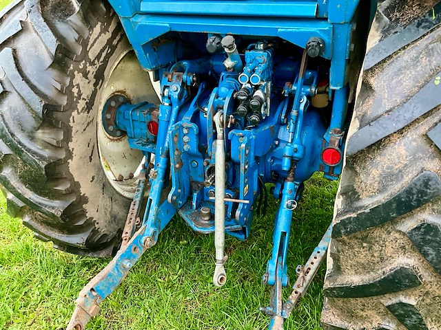 1986 ford 6610 2-wielaangedreven tractor - afbeelding 9 van  36